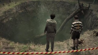 少年发现无底天坑，散发恶臭，没想到涌出无数地狱怪物【科幻Fans 布玛】 电影《屠宰场守则》