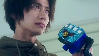 Inventarisasi perlengkapan dengan efek suara standby yang bagus di Kamen Rider edisi kedua