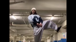 引起舒适の日式大框架Hiphop Old School