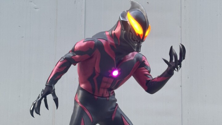 Belial, the darkest and most evil Ultraman in the Kingdom of Light!