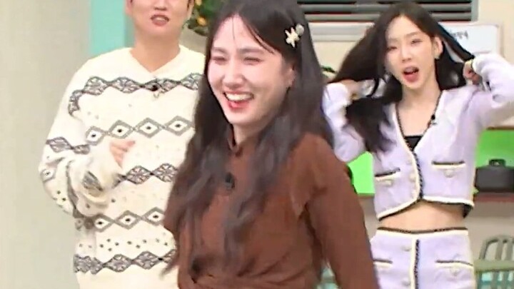 Park Eun-bin's six jumps to "Love Dive" and "Shut Down" and the key jump to "Baggy Jeans"