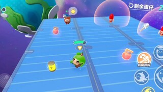 Xiao Guo vs. Bao! (Follow me, please! Thanks to the thousand loyal fans for your support; once we hi