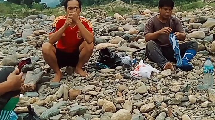 adventure menuju goa kerajaan peninggalan nasi