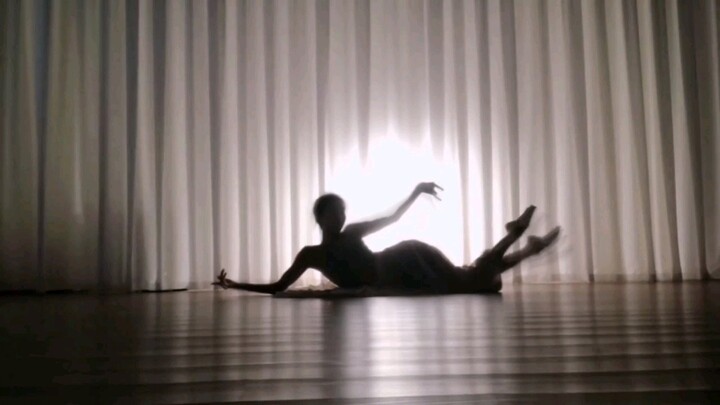 Ghost version of Fahai happy dance, green snake, original