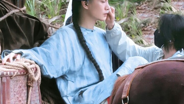 There is a reason why he became famous for his ancient costumes back then!