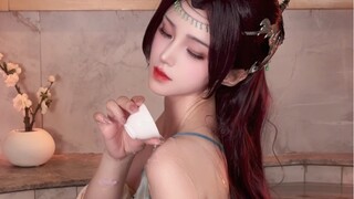 Ngay cả Xiao Yan cũng chưa bao giờ nhìn thấy Yun Yun như thế này trước đây.