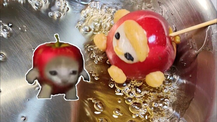 Apple Cat | Sayang, kamu itu sebuah apel gula batu yang lezat!