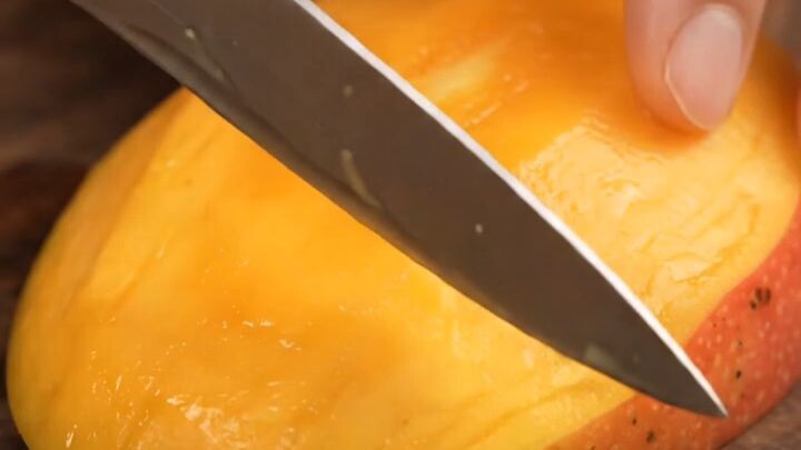 setisfying cutting mango 🥭