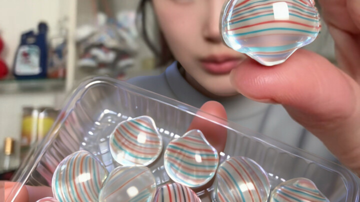 ขนมคุณภาพต่ำของเด็กประถมที่กำลังฮิตบนอินเทอร์เน็ต มันอร่อยขนาดไหนกันนะ?