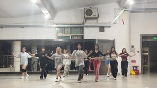 【我的新衣】之比正式舞台还齐的暴雨版练习室公开！