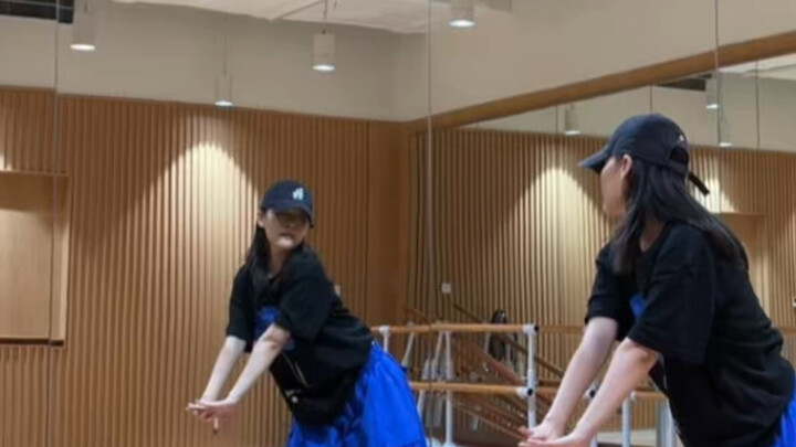 KiiiKiii “Pop off Pop off” – Tutorial gerakan bagian refrain