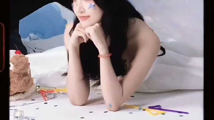 หัวใจน้ําเงิน2026วันเกิดดอกไม้蓝心羽2026生日会花絮