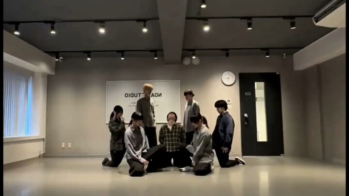 อืม ท่าเต้นฮายปิน บลอสซั่ม ใช้เอง แบบกระจก