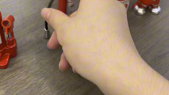 Tidak disangka, ternyata semuanya adalah korek api!