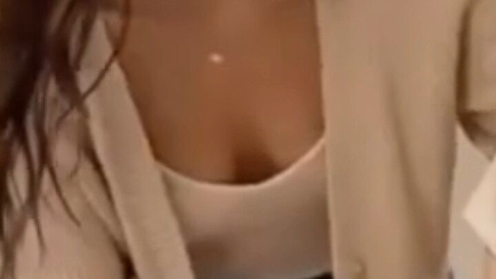 18+ beggar girl