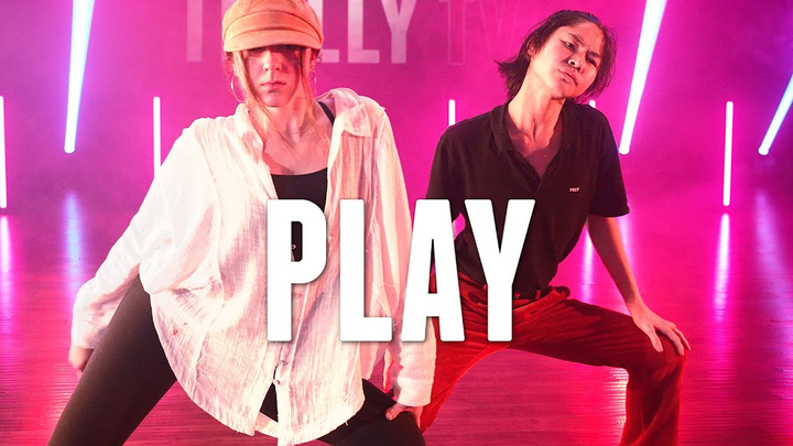 Jennifer Lopez - PLAY - Koreografi oleh Brian Friedman bersama Sean Lew dan Kaycee Rice