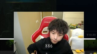 小姐姐第二天换了个显示器