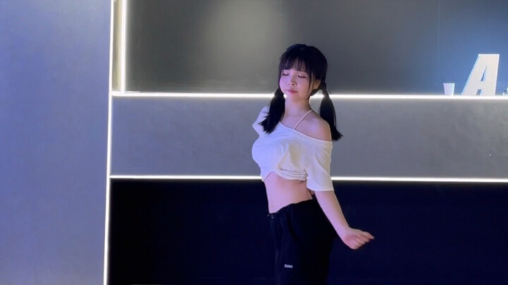 [Little Hamster] A Slightly Stiff Little Hamster