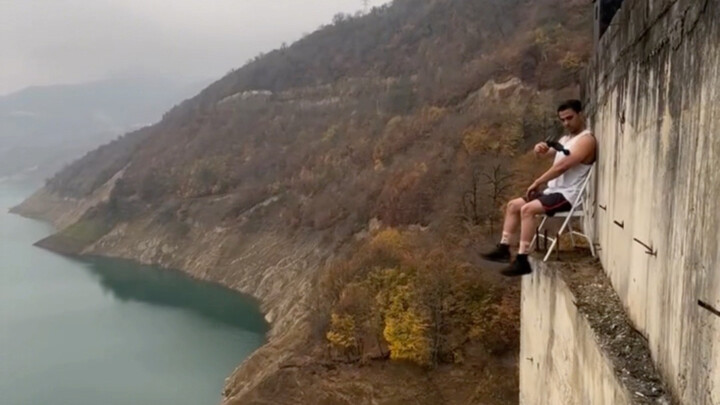 Ada penggemar yang bilang ingin lihat seperti apa aksi yang bisa disebut sebagai milik pemain ekstre