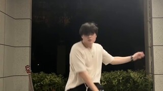 Này, tôi thực sự có một cây đàn guitar｜Hiệu trưởng trường đại học Chiết Giang bị Shotaro chiếm giữ｜N