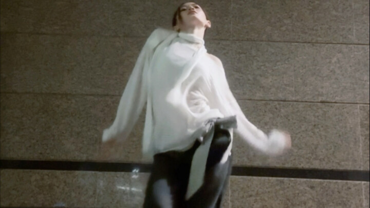 Ánh trăng trắng mãi mãi Bad Boy