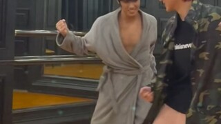 واو، مقطع فيديو جديد مرة أخرى!