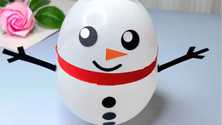 用气球制作可爱的小雪人不倒翁，太好玩啦