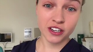 牙医小姐姐教你正确使用牙刷、电动牙刷，这一口大白牙看着很有说服力！