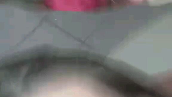 lần đầu đăng video trong app này