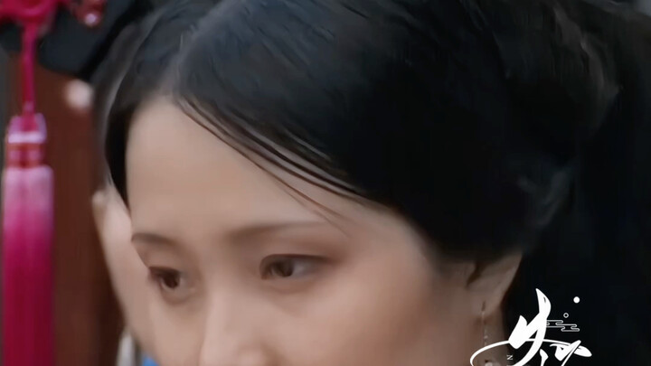 Tâm tư của chủ tử, e rằng những cung nữ này hiểu rõ nhất rồi.