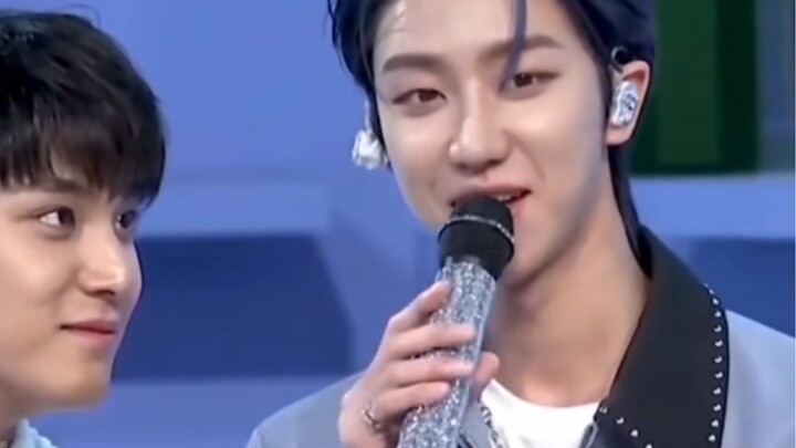 【كوي با】 جيمي كوي!! أنصحك يا فتى ألا تُبالغ في حبك! ضع حدودًا لفرط عاطفتك وانبهارك! إنك حلو لدرجة تق