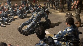 兄弟：我有反应了  教官：没事我们磕到了~#军训