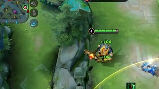 King of Glory Daxian, the side lane bully pig, the 2nd skill takes a step back and pulls back very c