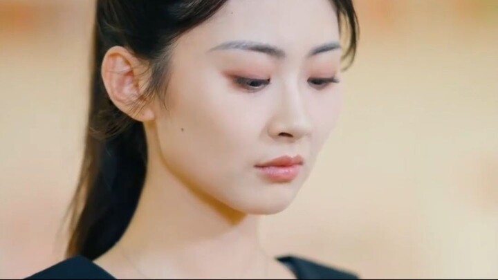 อัจฉริยะสาวถูกน้องบุญธรรมขโมยคะแนนจนตาย กลับมาเกิดใหม่แก้แค้น