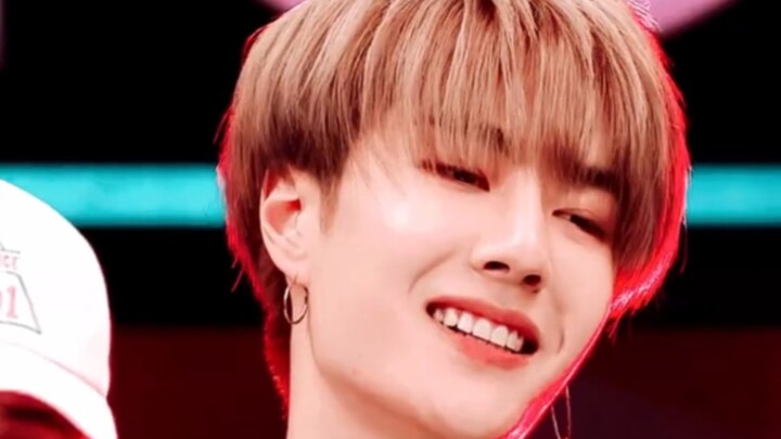 [Vương Nhất Bác] Giữa chế độ tiết kiệm năng lượng và chế độ kinh doanh của nhóm nhạc nữ nhảy, bạn sẽ