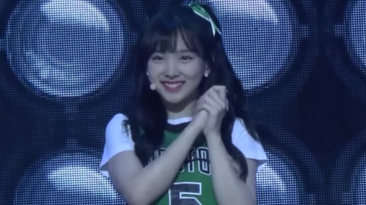 【TWICE】Lin Nayeon "Cheer Up" vertical screen straight shot｜160526