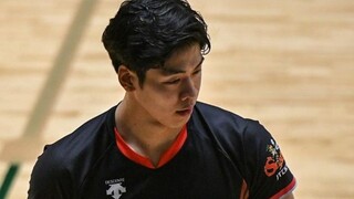 ชมการแข่งขันเพื่อเรียนรู้ทักษะการถือลูกบอล (การรับลูกบอล)