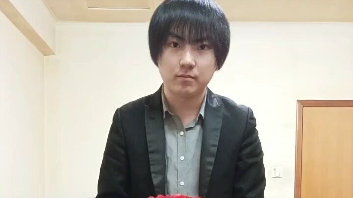 30k followers achieved! The cross-dress blessing for Prince Junming that my fans requested is absolu