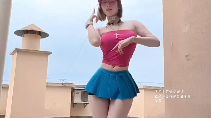 Vừa trong sáng vừa kiêu sa