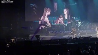 Jenlisa. On stage