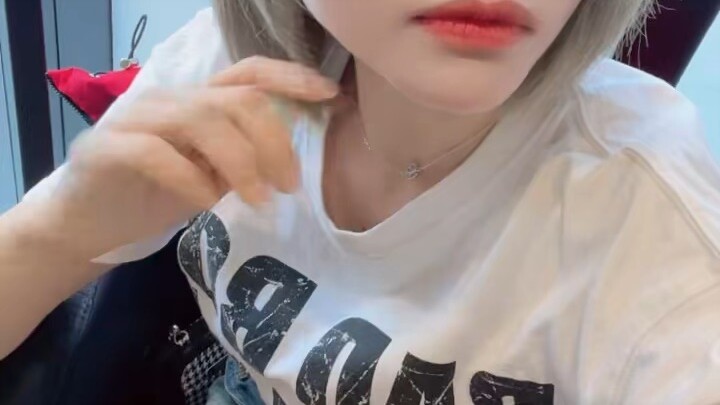 幼虎 👱🏻‍♀️🐯