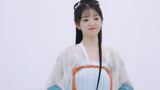 Ôi trời! Sao cô ấy có thể dễ thương đến thế!