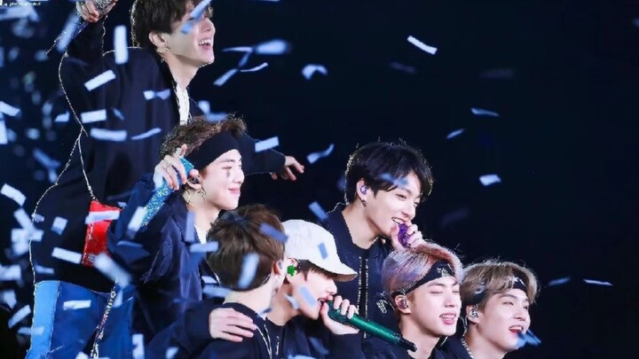 They honor a promise by enlisting together in the craziest way possible.