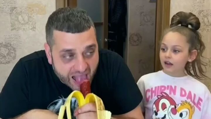 What’s it like sneaking a snack when your wife and daughter are around?! Does this family really hav