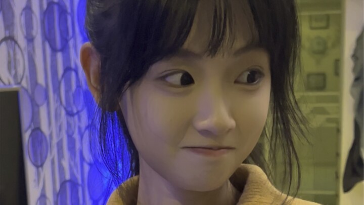 Xong rồi, nó nhắm vào tôi.