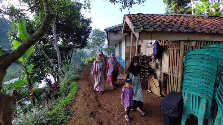 Tradisi Nyambungan Di Pedesaan, Suasana Hajatan Di Kampung Terpencil Jawa Barat..
