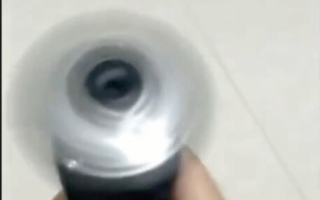 ใช้ได้สองแบบทั้งมีดโกนและเครื่องโกนหนวด หมุนได้คล่องจริงๆ