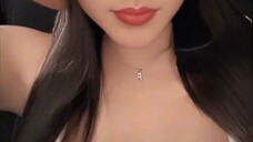CLOSE UP