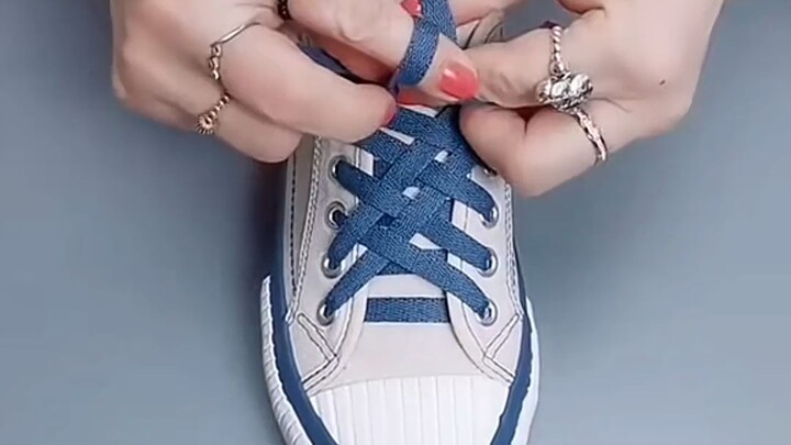 วิธีผูกเชือกรองเท้า 1