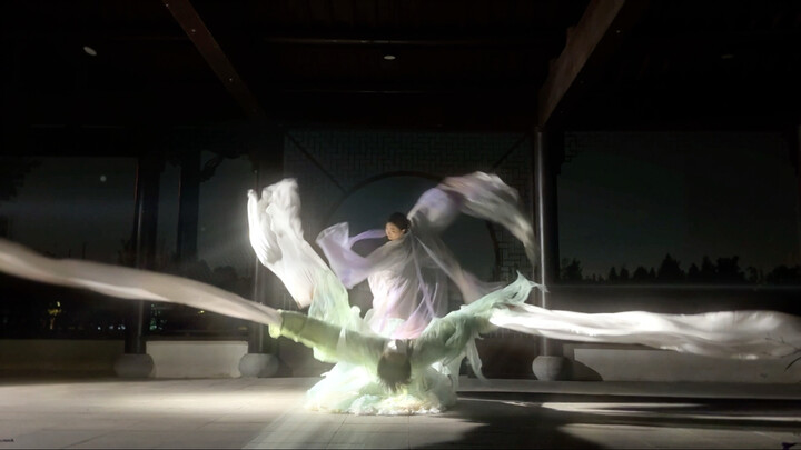 Suara abadi di lautan, kecapi dan erhu berpadu merdu.